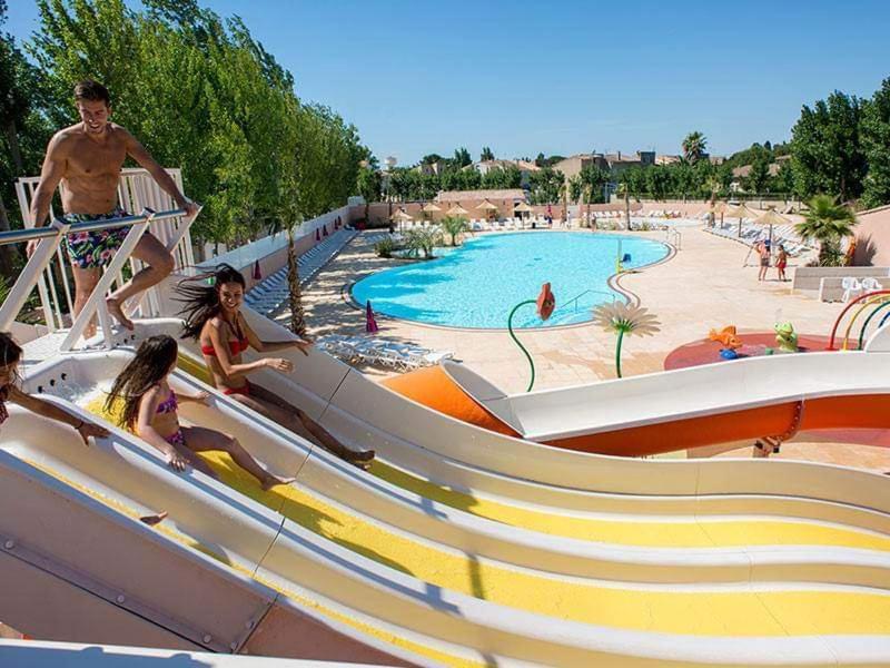 Отель Camping Les Sables Du Midi Вальрас-Пляж Экстерьер фото